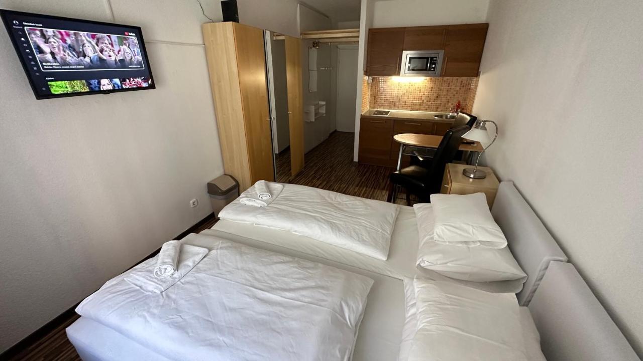 H1 Apartment *
