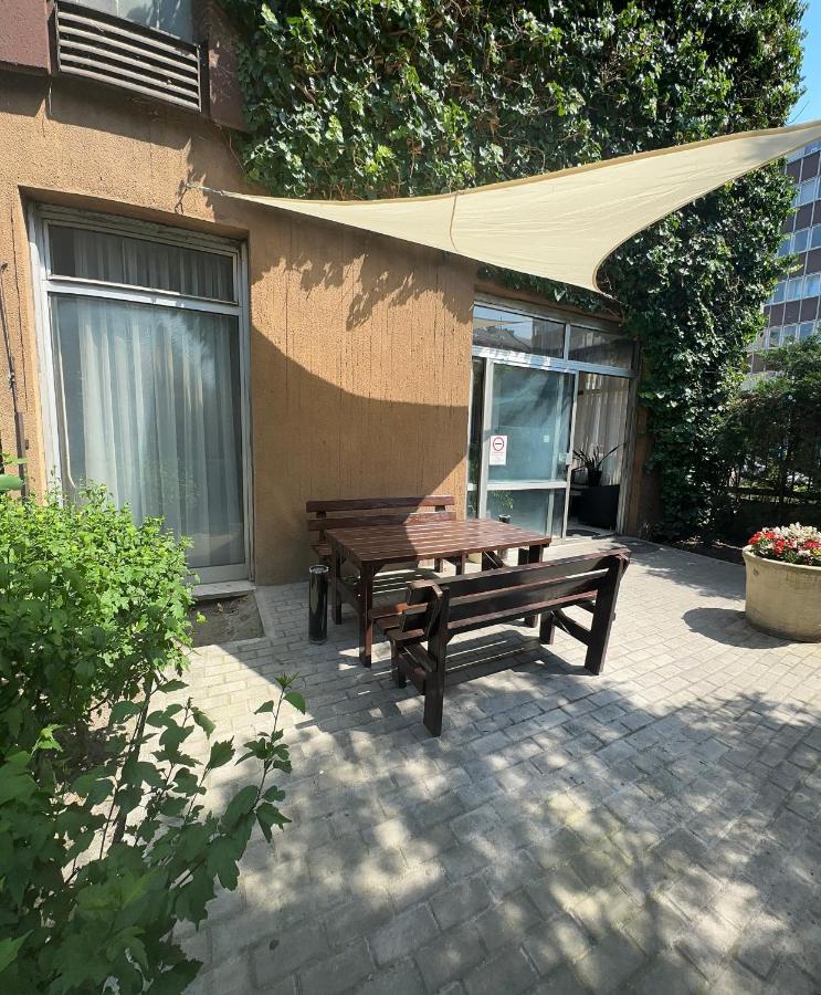 H1 Apartment *